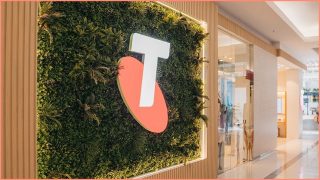 Telstra says 550 new job cuts 'not a result' of AI